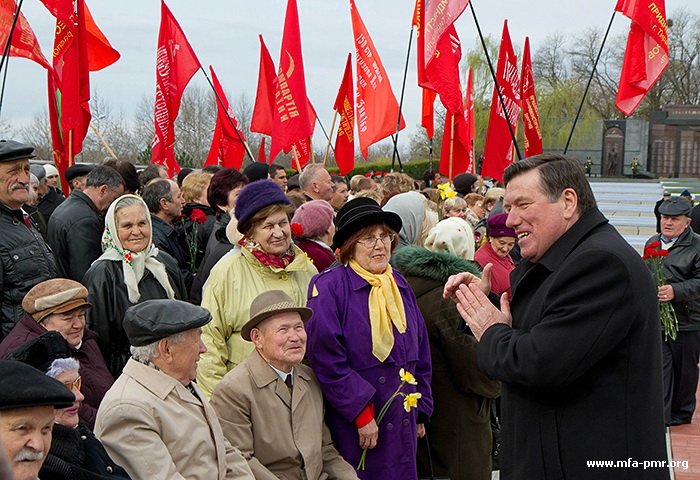 В Столице ПМР прошли памятные мероприятия, посвященные 67-летию со дня освобождения Тирасполя от немецко-румынских захватчиков В Столице ПМР прошли памятные мероприятия, посвященные 67-летию со дня освобождения Тирасполя от немецко-румынских захватчиков