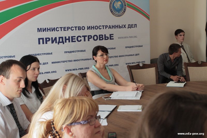 В МИДе ПМР состоялись семинары по итогам стажировок приднестровских дипломатов во внешнеполитическом ведомстве России В МИДе ПМР состоялись семинары по итогам стажировок приднестровских дипломатов во внешнеполитическом ведомстве России