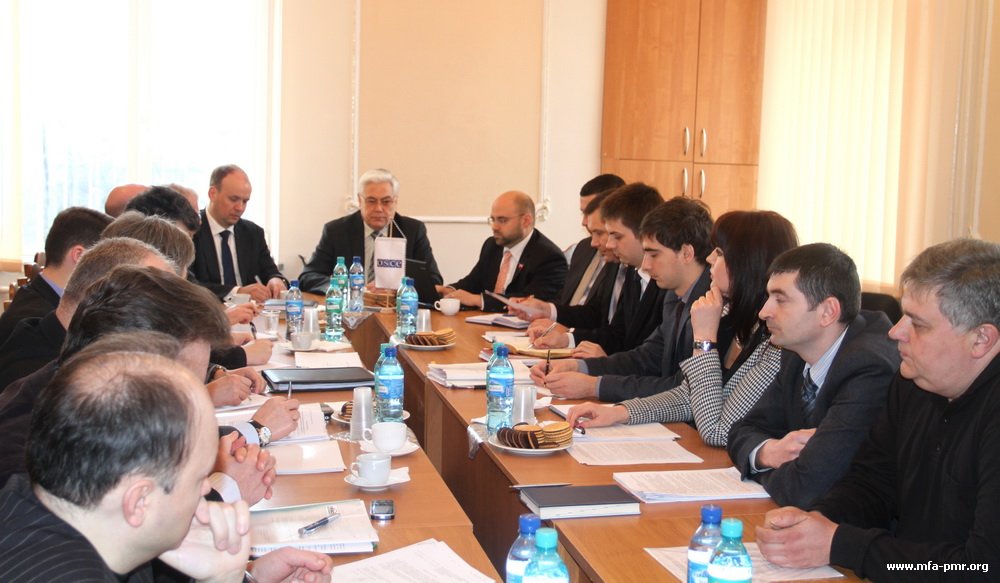 Pridnestrovie and Moldova Agreed Registration Plates for International Carriers. Pridnestrovie and Moldova Agreed Registration Plates for International Carriers.