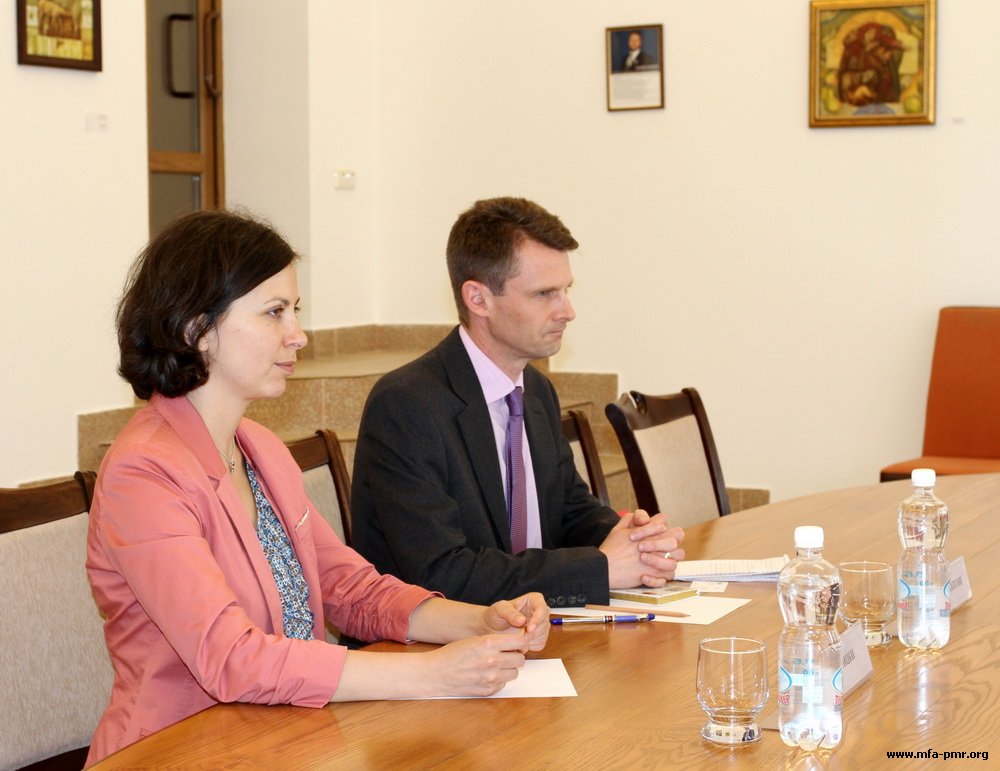 Meeting of Nina Shtanski and British Ambassador Philip David Batson Meeting of Nina Shtanski and British Ambassador Philip David Batson