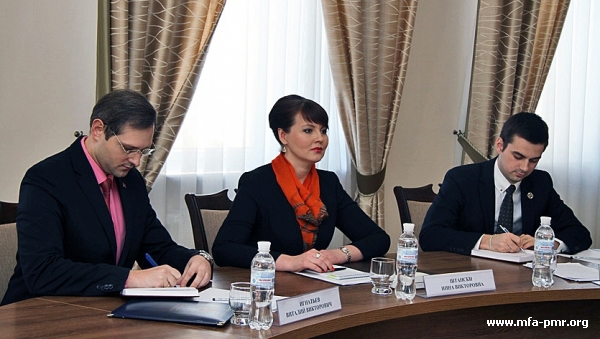 Nina Shtansky Met Sergey Gubarev and Vitaliy Tryapitsyn Nina Shtansky Met Sergey Gubarev and Vitaliy Tryapitsyn