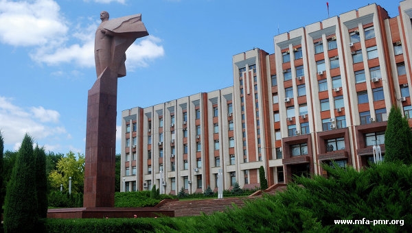 Более 185 тыс жителей Приднестровья подписали просьбу о вхождении в РФ Более 185 тыс жителей Приднестровья подписали просьбу о вхождении в РФ