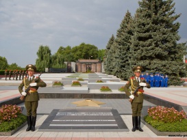 Tiraspol Hosts Solemn Events Dedicated to the 21st Anniversary since Creation of the Pridnestrovien Moldavian Republic